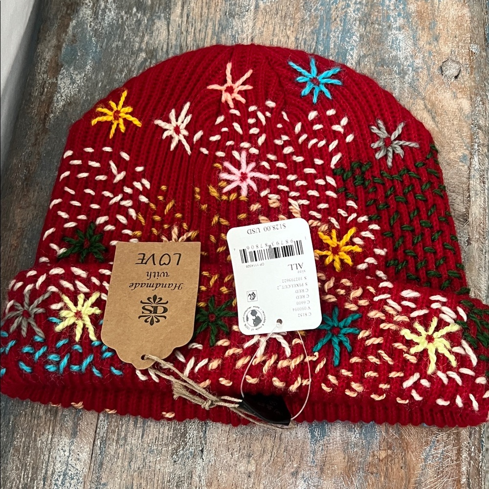 NWT De Sienna Embroidered Beanie - Picture 6 of 8
